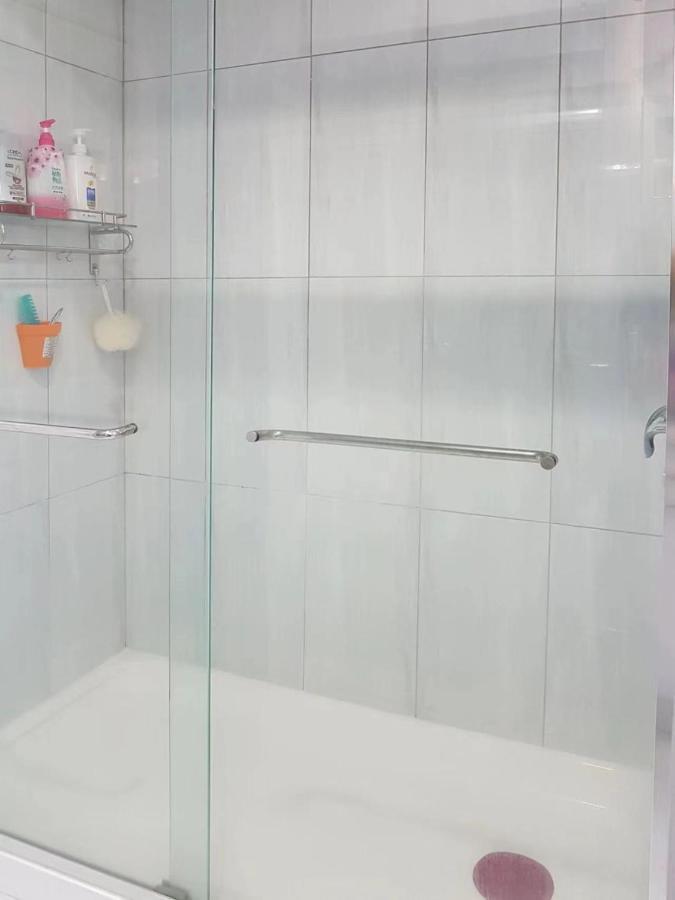 Private Single Room In A House Ρίτσμοντ Εξωτερικό φωτογραφία